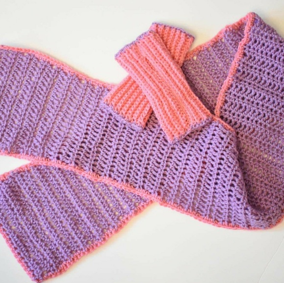 Crocheted Rapunzel hat, scarf, and handwarmmer set - Picture 6 of 8